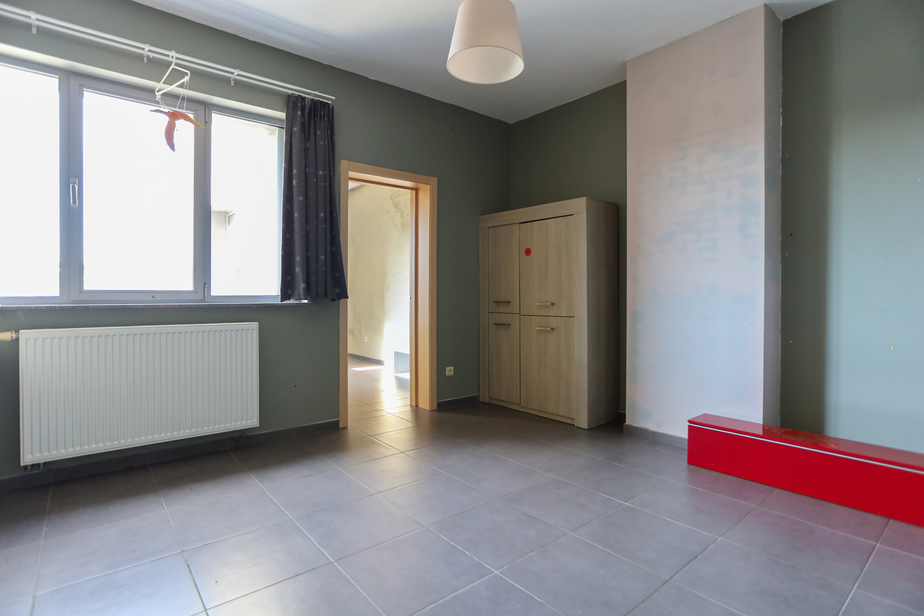 Ruim 2 slpk app met garage