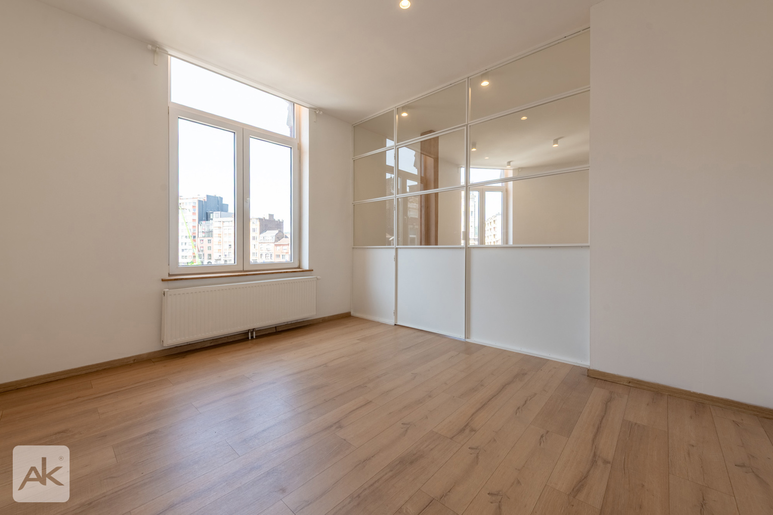 Appartement entièrement rénové avec vue sur Meuse !