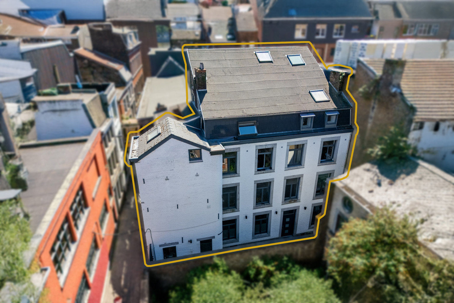 Superbe immeuble de rapport dans le quartier Feronstrée !