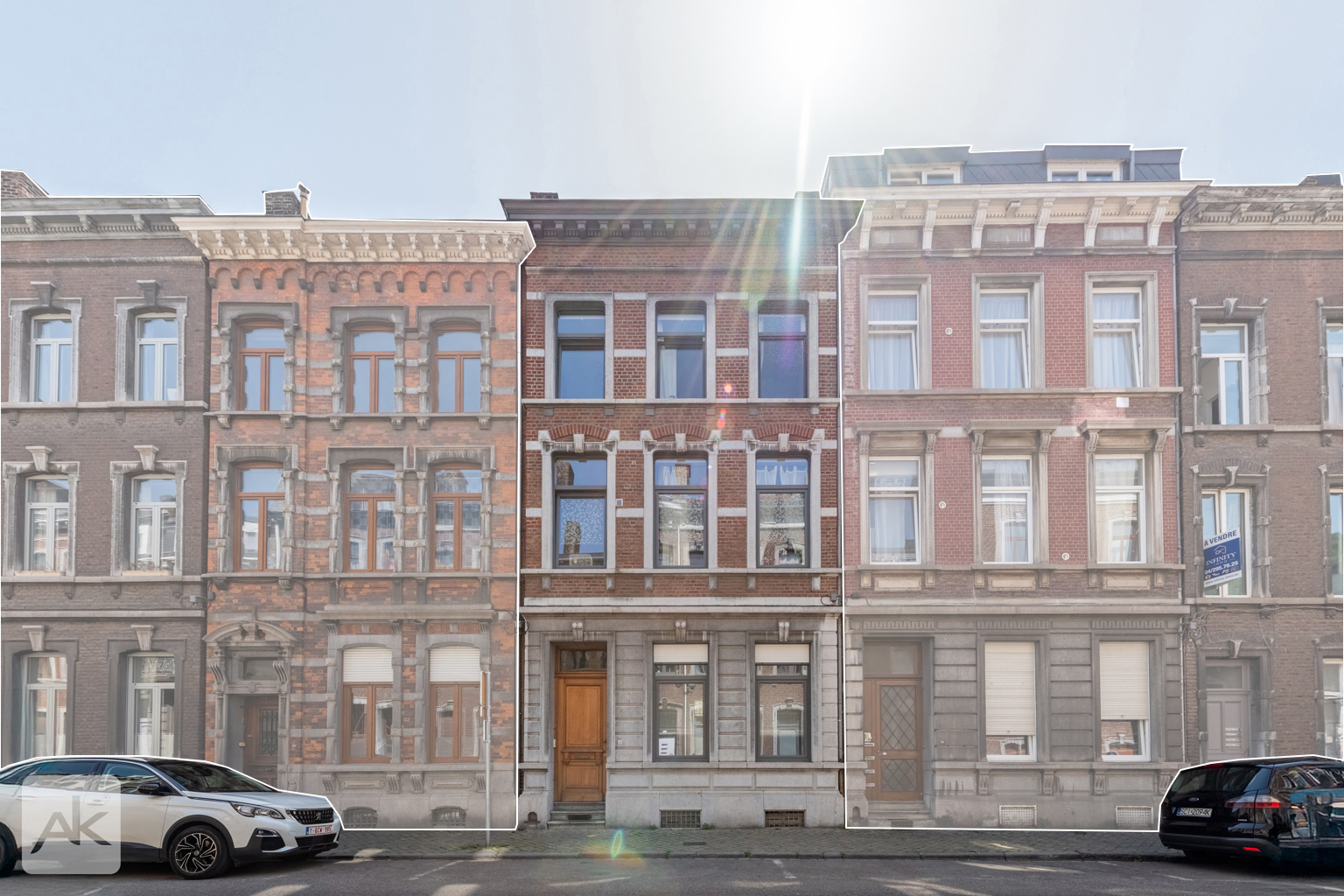 Superbe immeuble de rapport au caractère préservé !