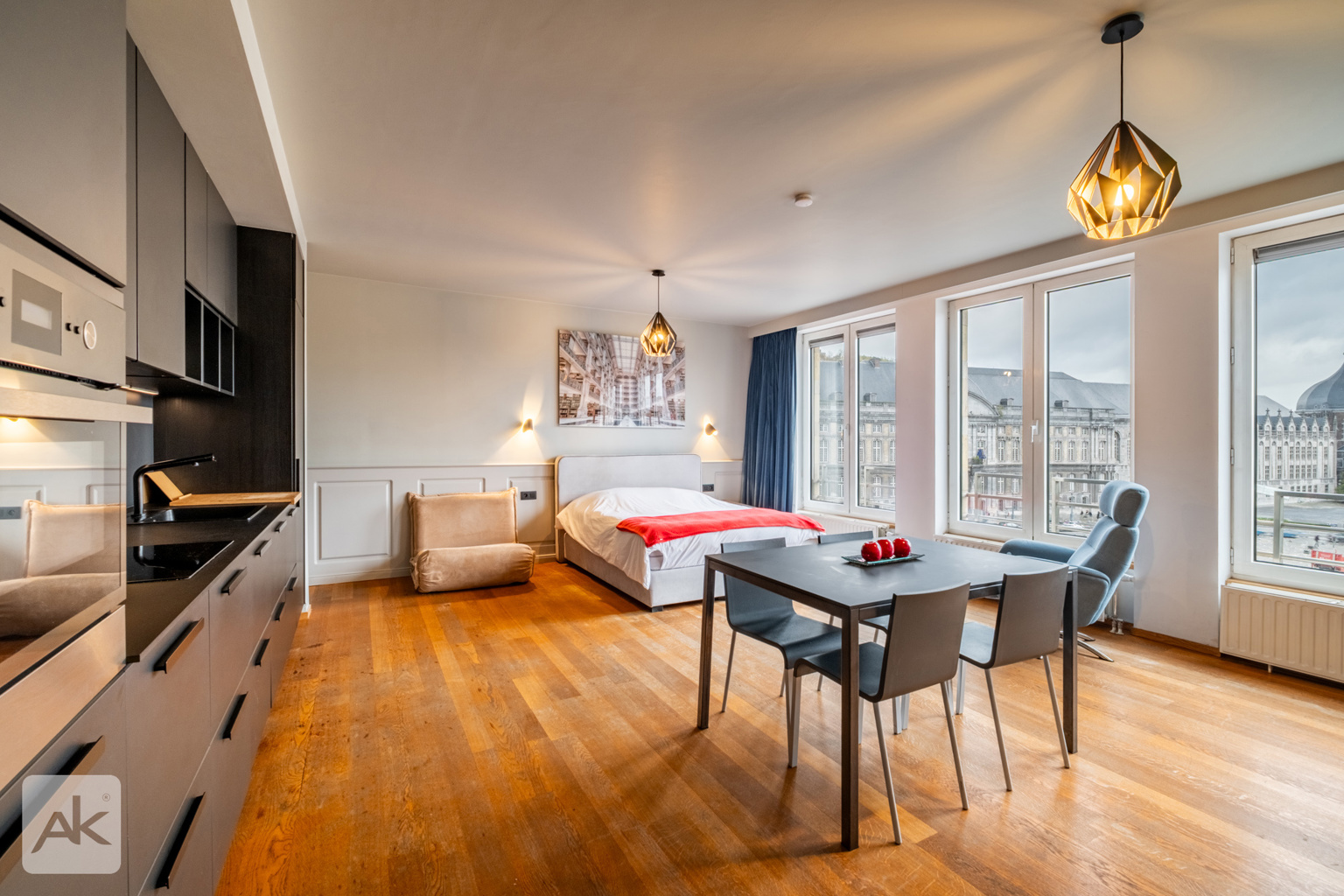 Superbe appartement avec vue sur la place Saint-Lambert !