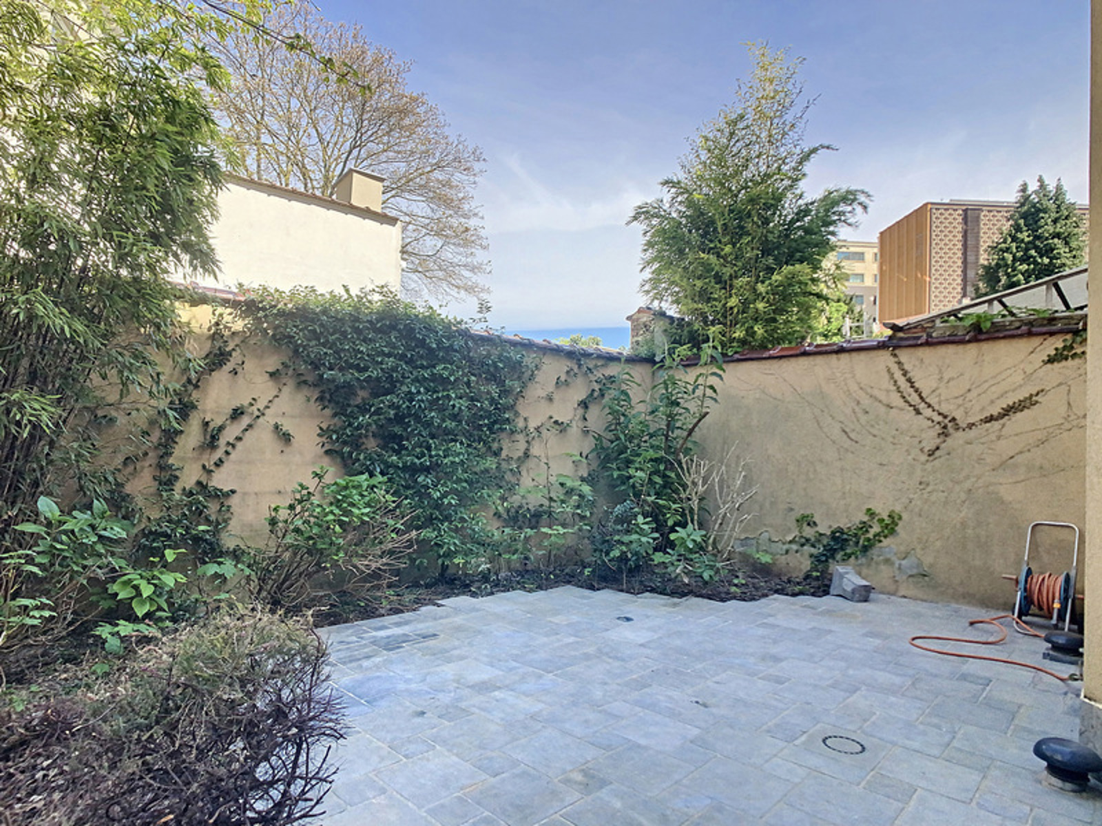 Ground floor - for rent - 1050 Ixelles