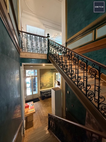 Maison de commerce à louer +/- 700m2