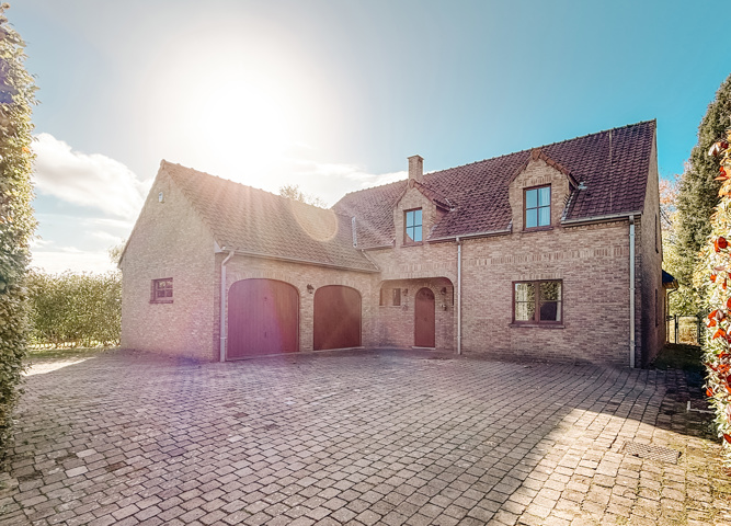 Villa - à vendre - 1380 Lasne