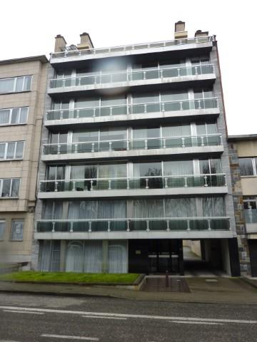 Ruime garagebox te huur op de Parklaan 127 te Aalst