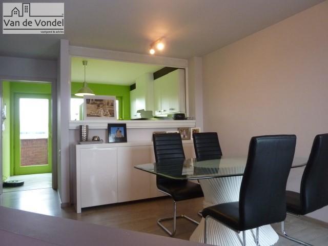 Rustig gelegen bel-étage op 4a04 te Hofstade!