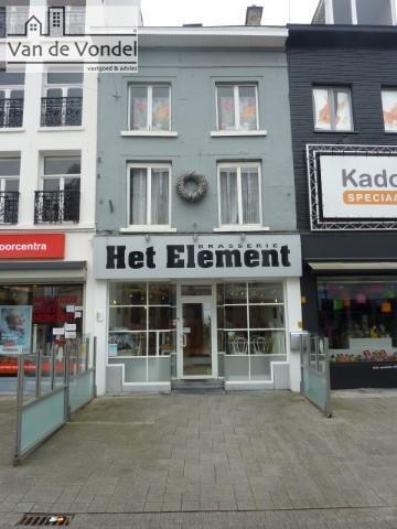 OVERNAME: Brasserie Het Element
Korte Zoutstraat 6 te 9300 Aalst