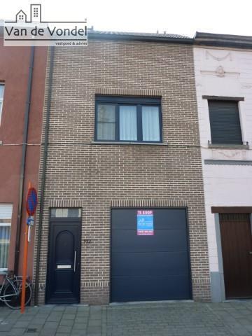 Volledig instapklare stadswoning !!