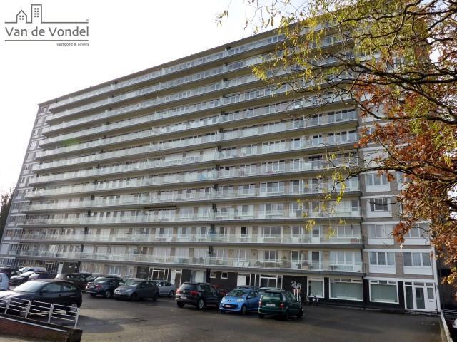 Overdekte (binnen) parkeerplaats - Etrimo