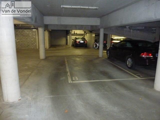 Staanplaats (24m²) in het centrum
van Aalst.