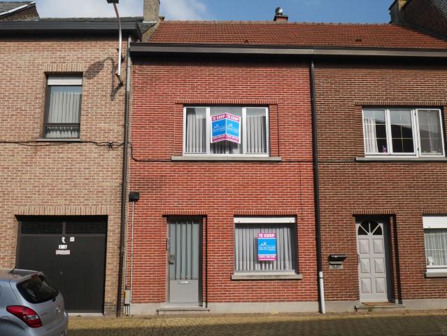 Instapklare stadswoning met grote zonnige tuin.
KLEIN BESCHRIJF!