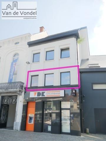 Nieuwbouw appartement te centrum Aalst.
2 slaapkamers te Hopmarkt.