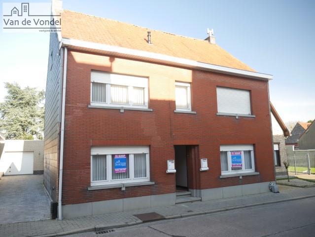 Ruime woning met tuin op 9a te Haaltert.