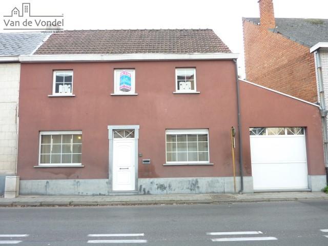 Klein beschrijf mogelijk! 
100% instapklare woning te Gijzegem.