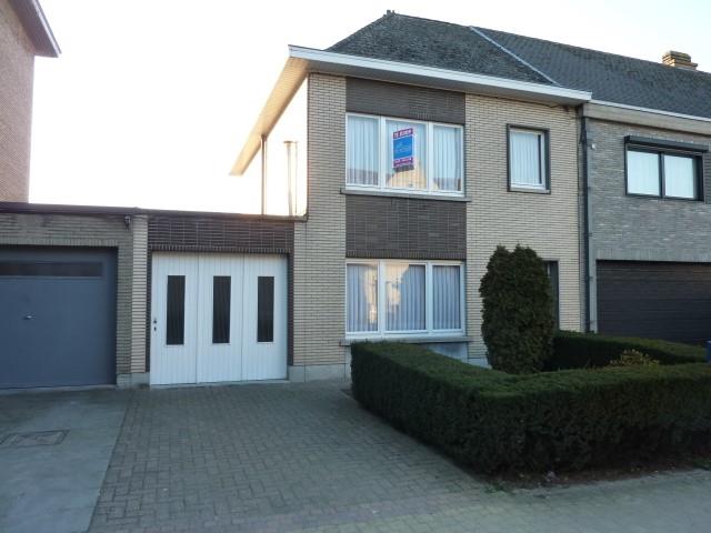 Rustig doch centraal gelegen HOB met tuin te Aalst.