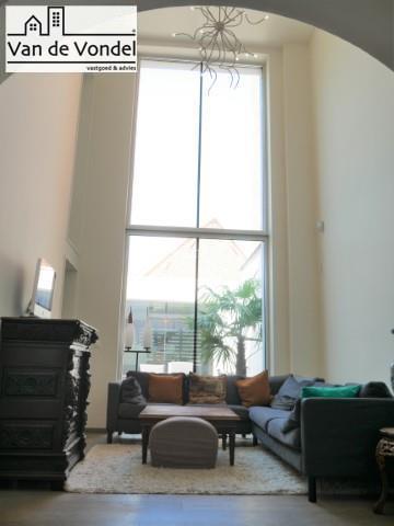 Prachtige burgerswoning te Aalst.
TOP eigendom!!