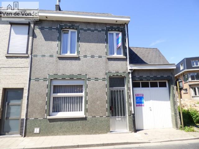 Klein beschrijf mogelijk! 
woning met tuin te Erembodegem.