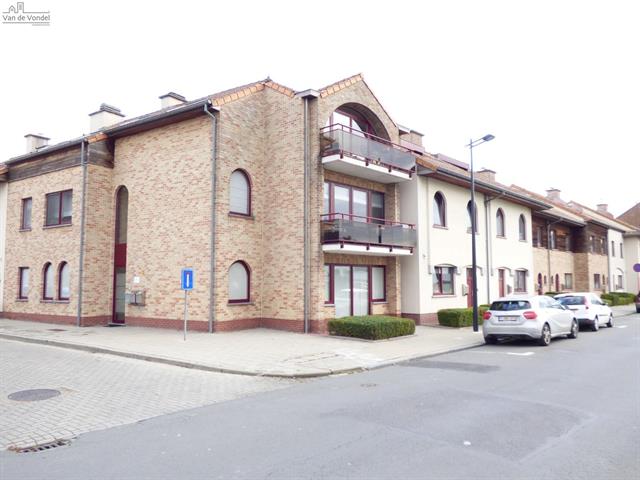 Gelijkvloers appartement met garagebox te Aalst.
Rustig gelegen in het centrum!