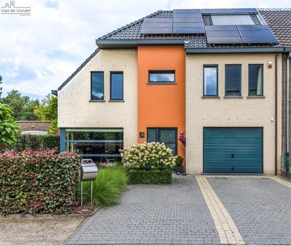 100% instapklare HOB met tuin te Erembodegem!
Klasse!