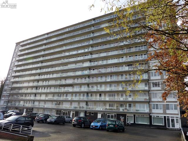 Binnen autostaanplaats te Aalst