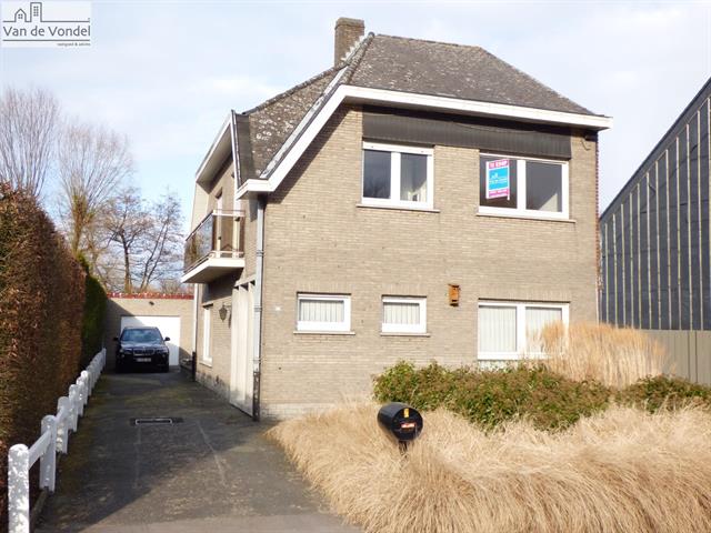 HOB met tuin en garage te Gijzegem op 6a19ca.