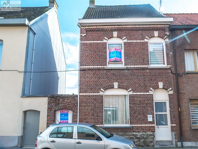 Klein beschrijf mogelijk! 
Centraal gelegen HOB met tuin te Hofstade.