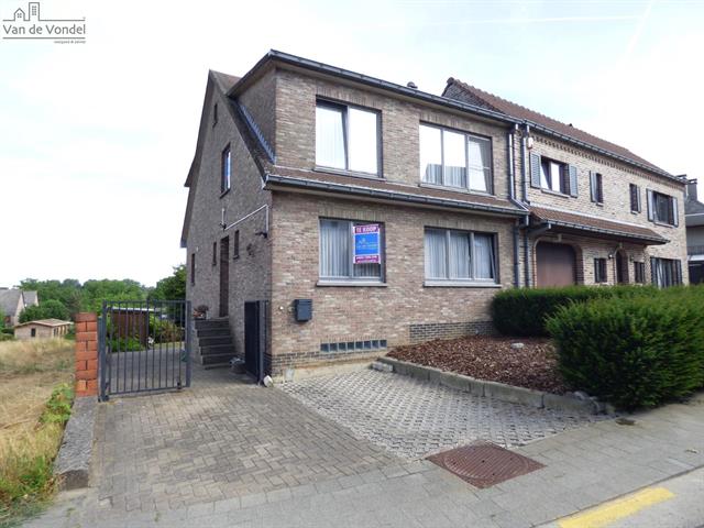 Ruime HOB met tuin en garage 
te Asse Ter Heide.