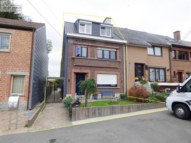 Heel ruime HOB (kangoeroewoning) 
te Essene/Affligem.