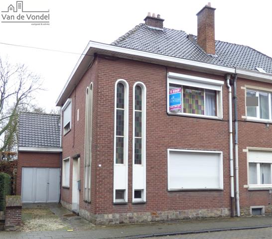 Ruime HOB met garage en tuin
te Erembodegem dorp.