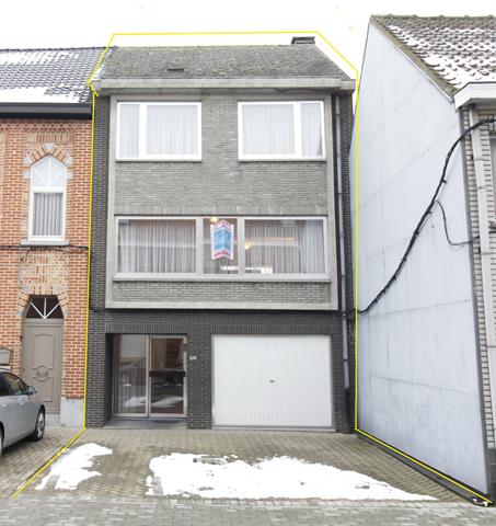 Ruime bel-étage met tuin en garage
te Ninove. Ideaal vrij beroep of veel ruimte.