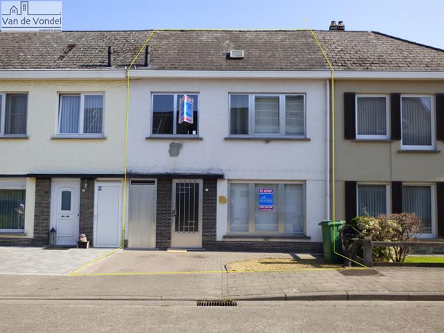 100% instapklare GB met tuin te Erembodegem.