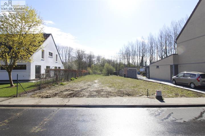 Bouwgrond ( voor OB) van 6a95ca
te Erembodegem.