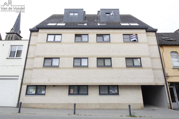 Ruim appartement met zonneterras (128m²) - 
te Haaltert ! 100% instapklaar !