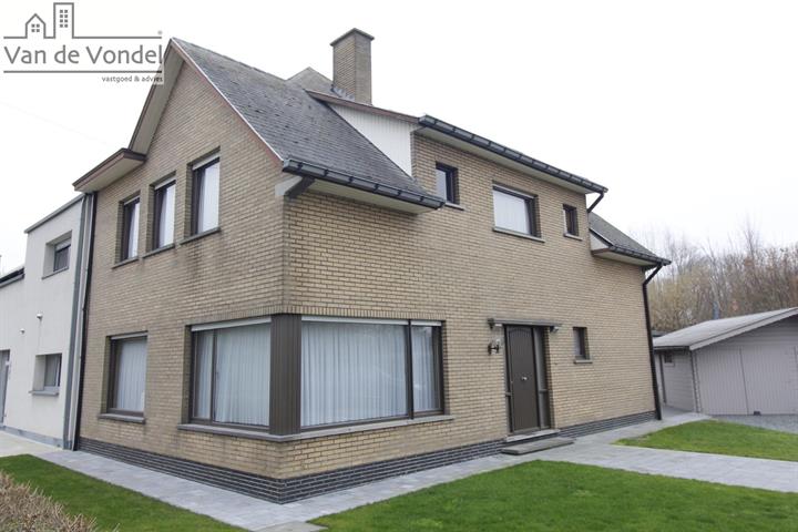 Ruime HOB op 6a82ca te
Erembodegem. STRATEGISCH.