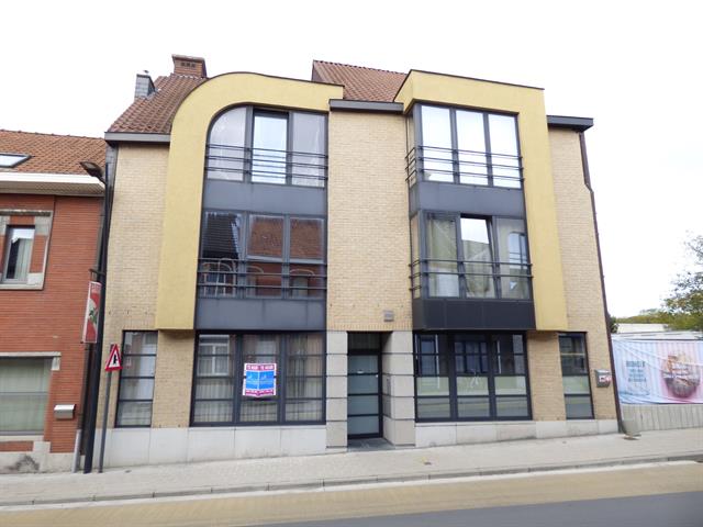 Gelijkvloers appartement met 1 slpkamer
en groot terras te Erembodegem.