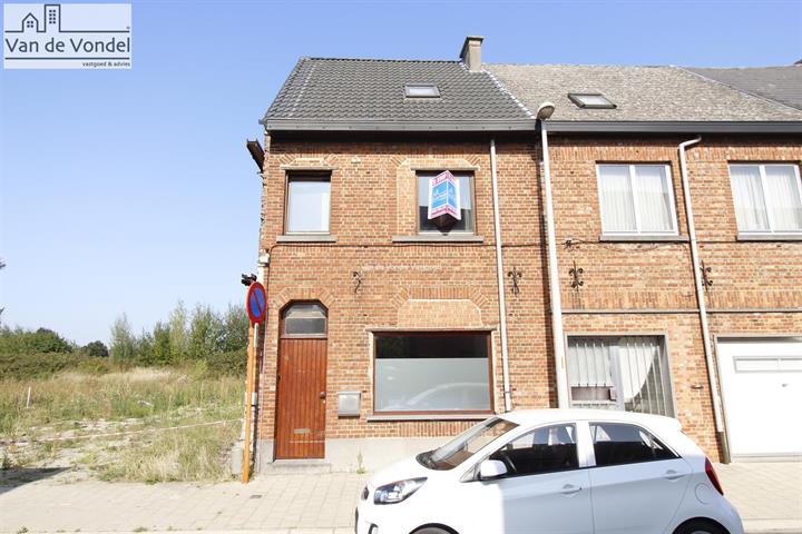 100% instapklare woning 
met zonnetuin te Aalst !