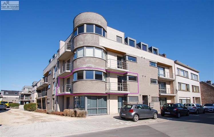 100% instapklaar app. met 2 slpks te Denderleeuw.