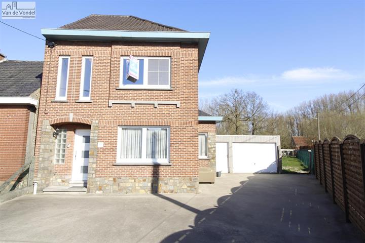 Rustig gelegen HOB grote tuin te Affligem.