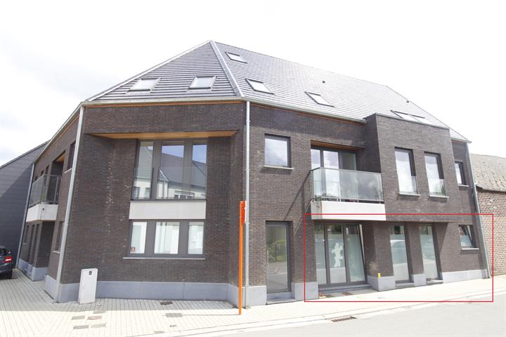 Ruim en nieuw gelijkvloers appartement te Haaltert.