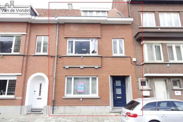 Ruime woning met tuin op toplocatie te Aalst centrum!