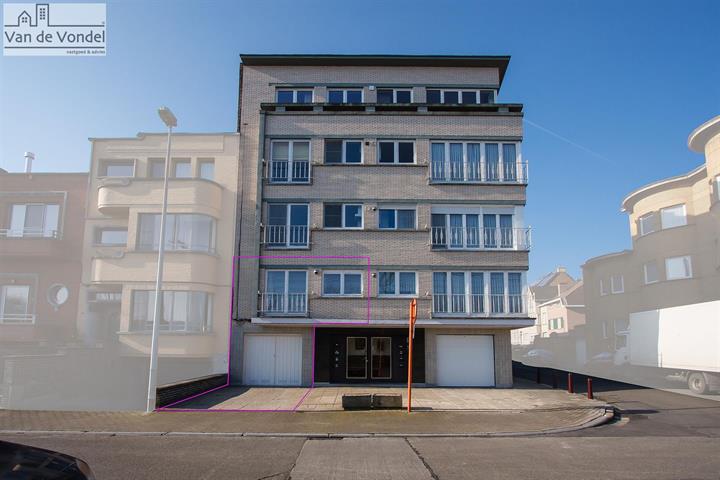 100% instapklaar appartement met garage te Aalst!