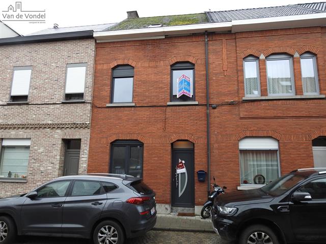 Goed gelegen woning met tuin nabij Aalst.