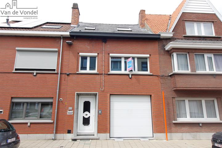 100% Instapklare woninig aan de stadsrand van Aalst.