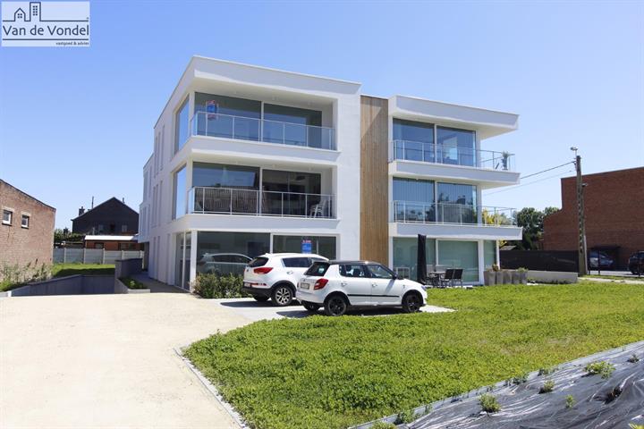 Gelijkvloers appartement met zonneterras te Erembodegem! Strategisch gelegen!B.E.N. appartement!