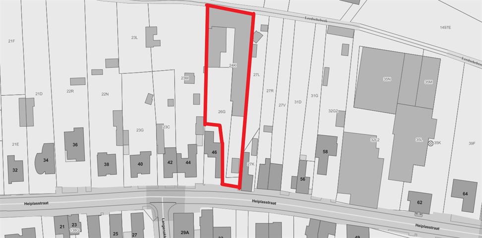 Unieke bouwgrond met magazijnen (650m²)