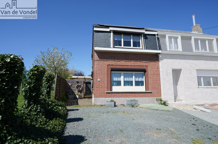 HOB met oprit, idyllische tuin & atelier te Asse