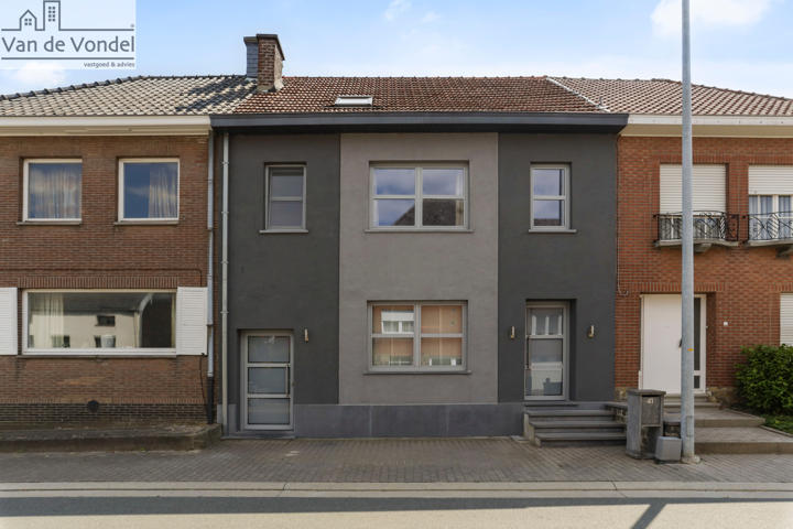 100% instapklare woning met 4 slaapkamers te Haaltert.