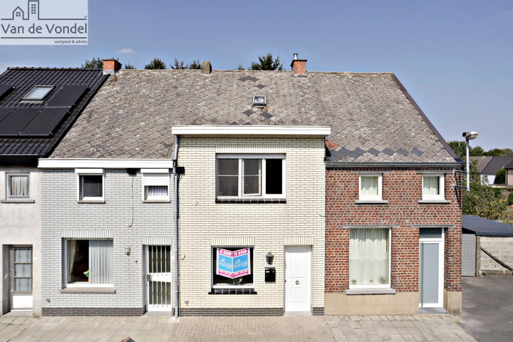 100% Instapklare woning met 2 slaapkamers en garage te Erpe Mere.