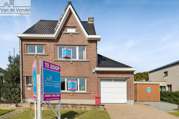 Te renoveren villa op 7a50ca met zuid tuin te Erpe Mere.