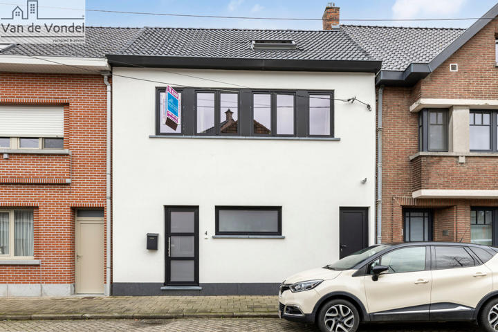 100% instapklare, energiezuinige én ruime woning te Oudegem.